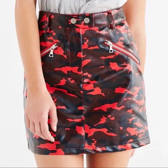 I. Am.Gia Faux Leather Leopard Skirt - Picture 2 of 6